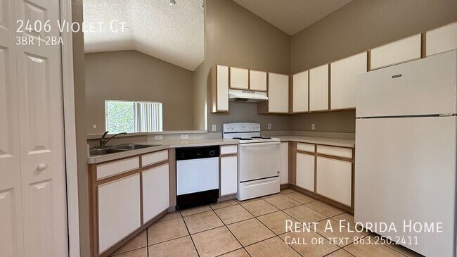 Building Photo - 2406 Violet Ct