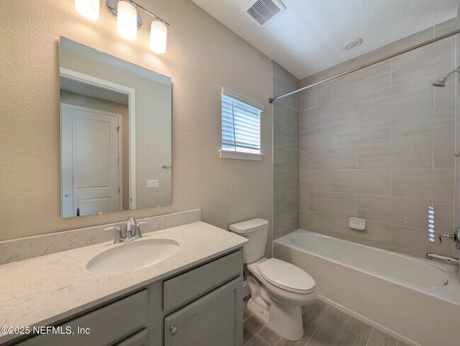 Building Photo - 95 Sadler Ct