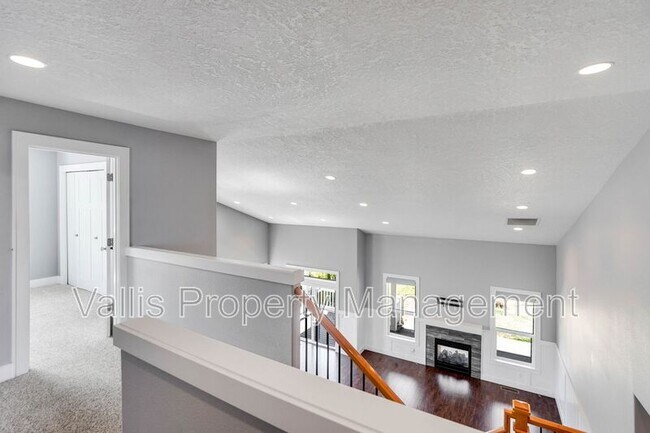 Building Photo - 5669 Cinnamon Teal St SE