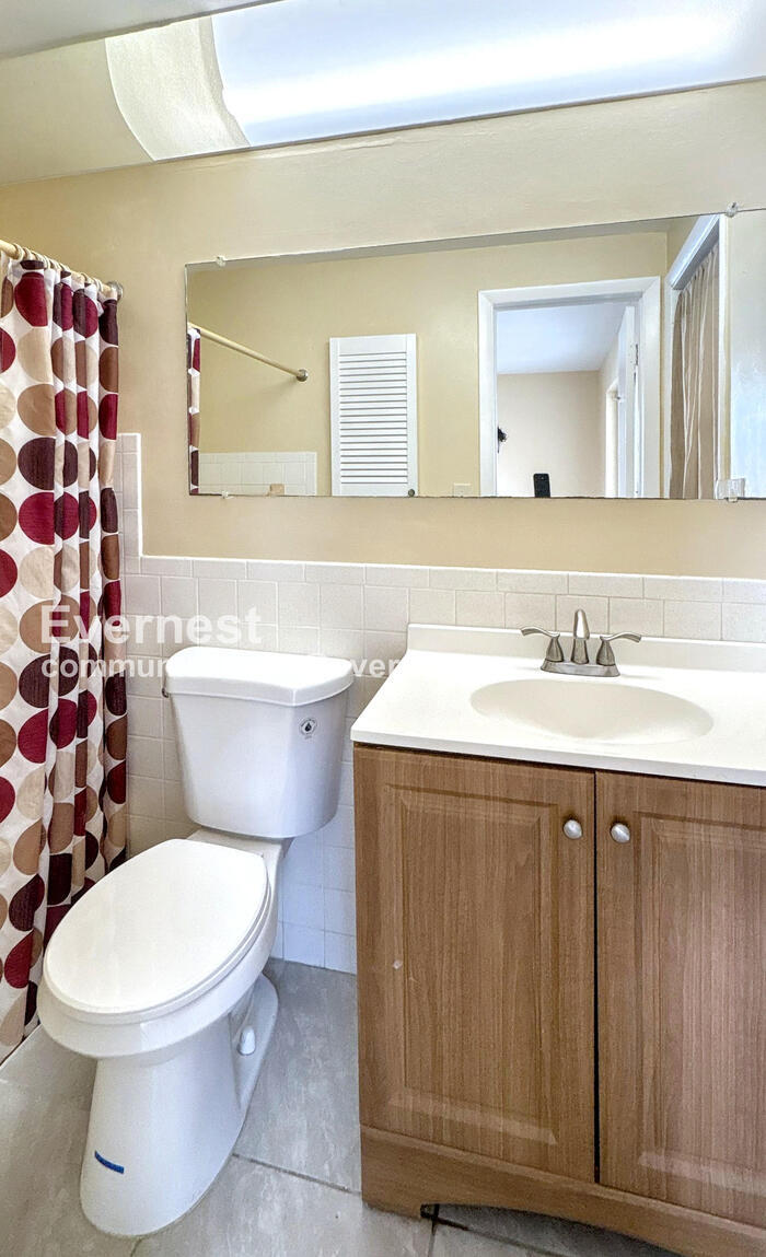 Building Photo - 3313 Ottway Dr