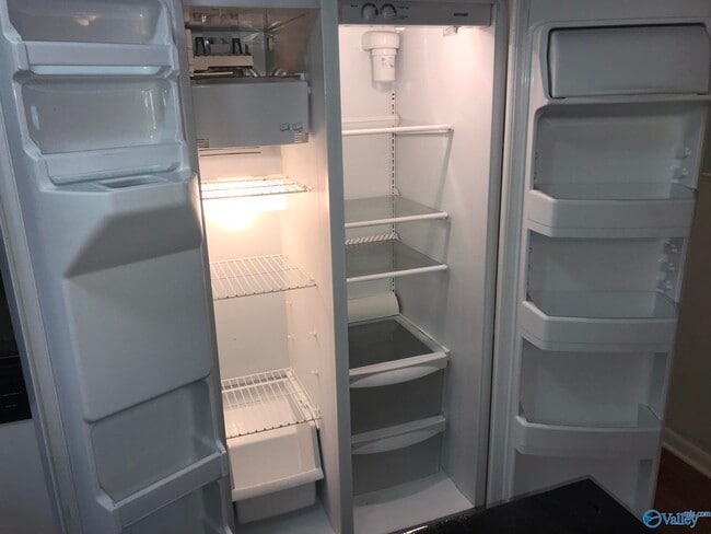 Building Photo - 22193 Bragg St