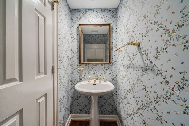 Building Photo - 3216 Rice Boulevard