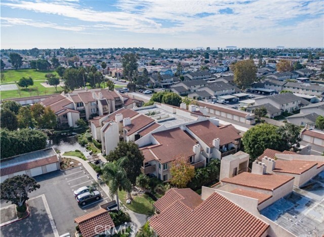 Building Photo - 16542 Blackbeard Ln