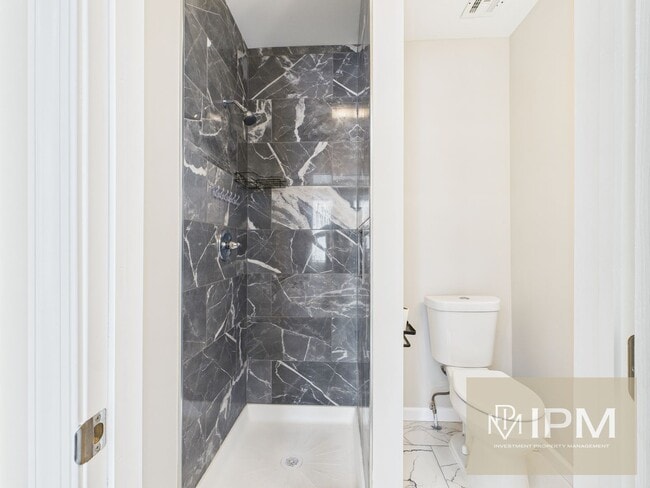 Building Photo - Charming 3 Bedroom, 2 Bath Home in Harrisburg, Pa!