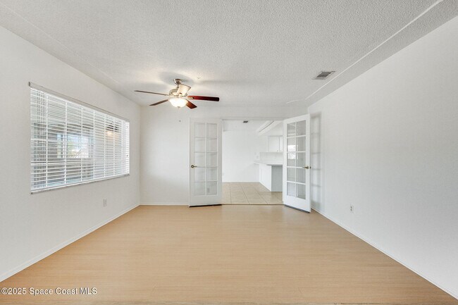 Building Photo - 443 Port Royal Blvd