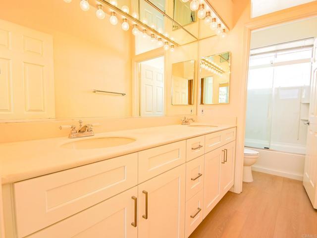 Building Photo - 4918 Amador Dr