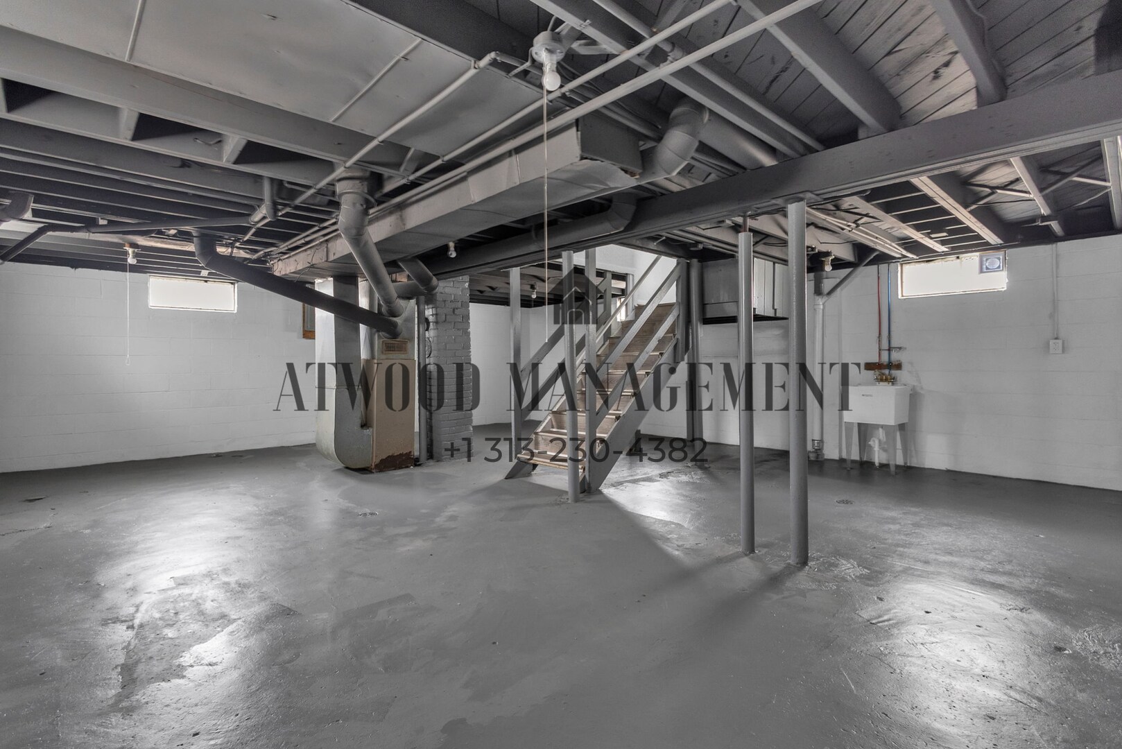 Building Photo - 21451 Glenco St
