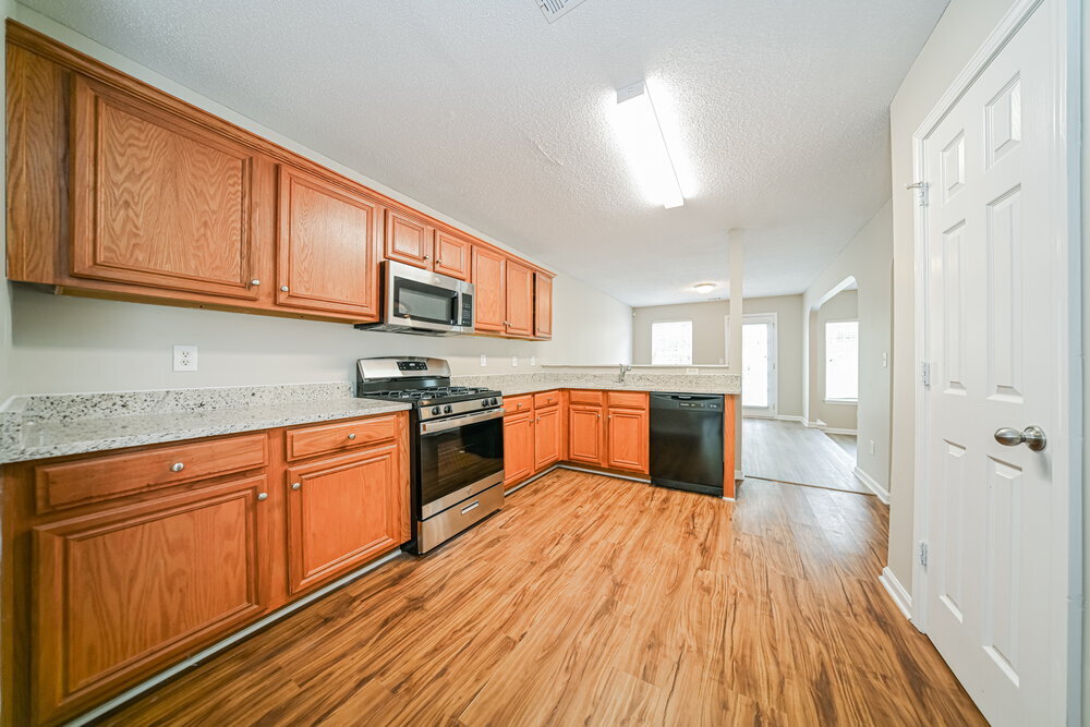 Building Photo - 301 Othello Dr