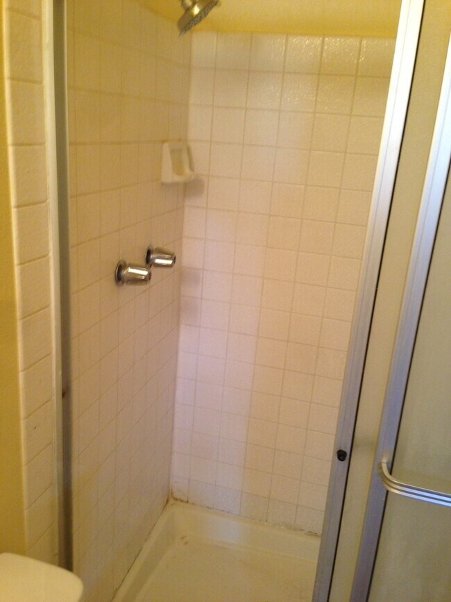 Building Photo - Beautiful 3 bedroom home in Lancaster