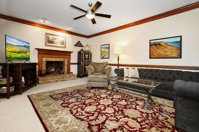 Building Photo - Call Victoria Jenkins at 757-525-7157 for more information