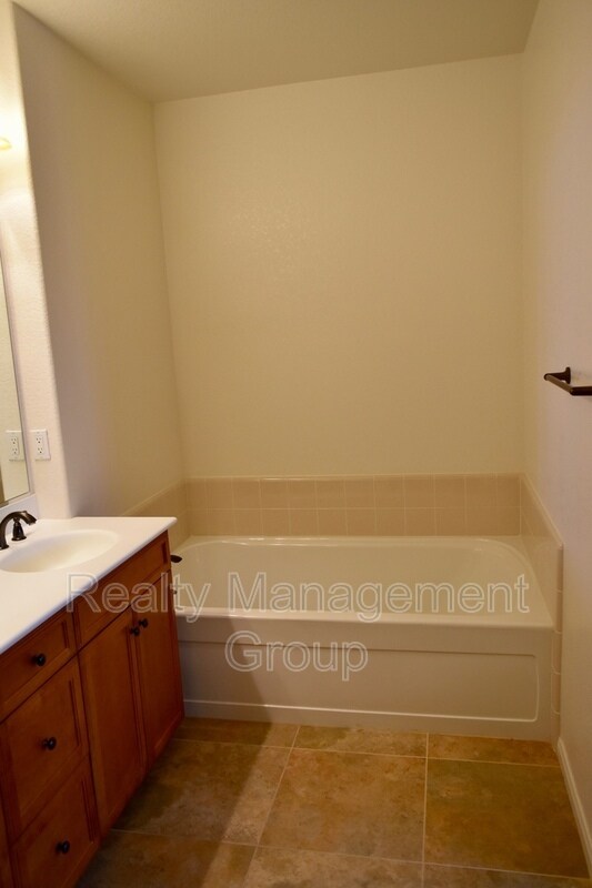 Building Photo - 1721 Cripple Creek Dr