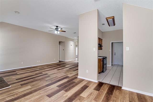 Building Photo - 6307 Blaney Dr