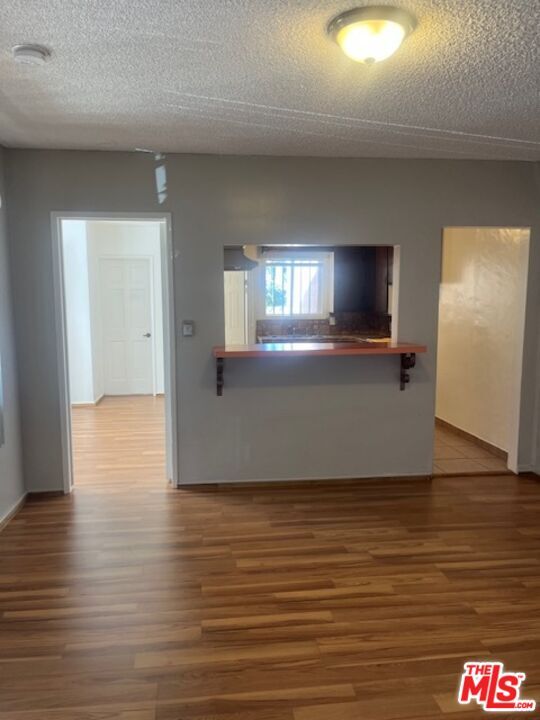 Building Photo - 4281 S Hobart Blvd