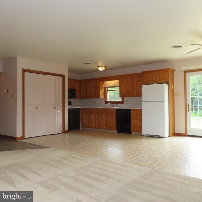 Building Photo - 14108 Timothy Dr