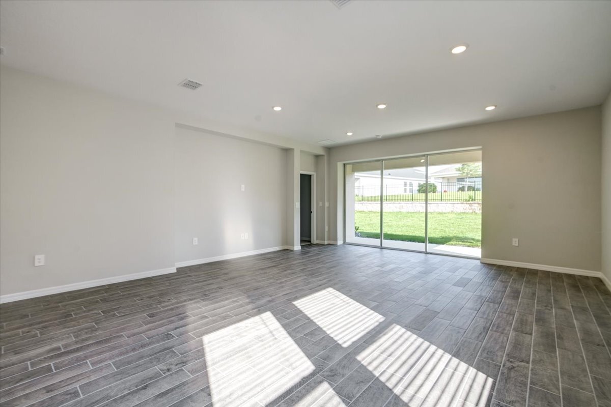 Building Photo - 2118 Ridge Pointe Ln
