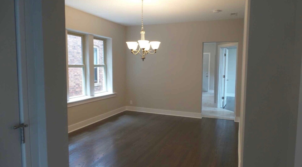 Building Photo - 8048 S Marshfield Ave