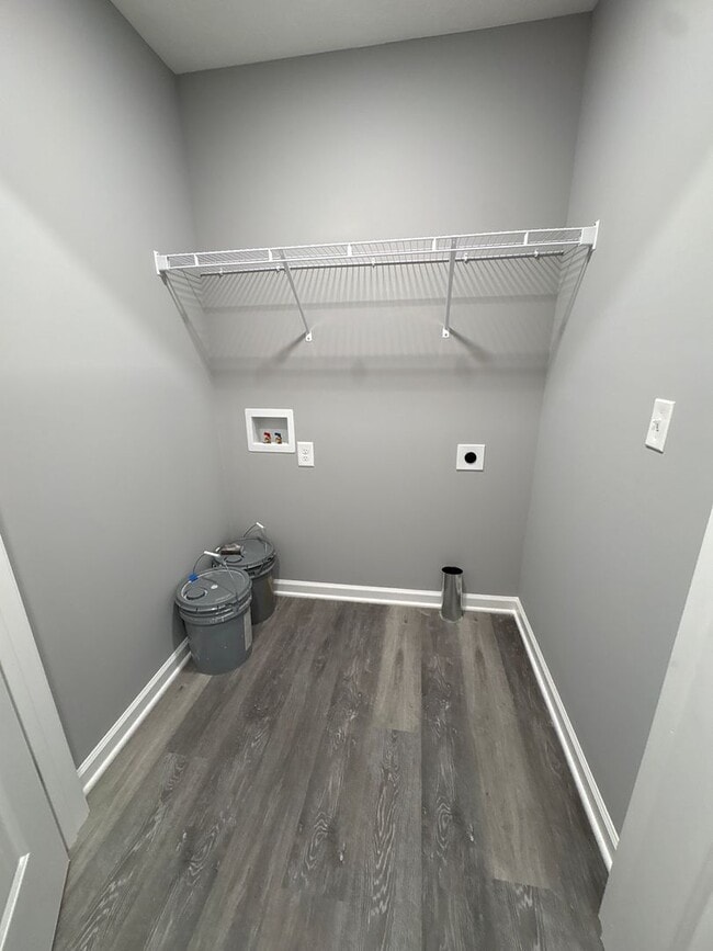 Building Photo - Newer Duplex Located Near the Heart of Tullahoma!