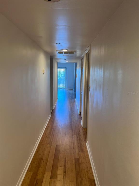 Building Photo - 2780 N Riverside Dr