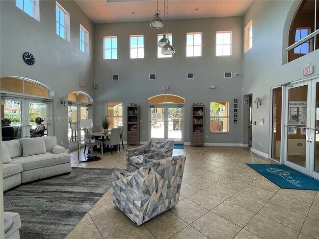 Building Photo - 15471 SW 30th St