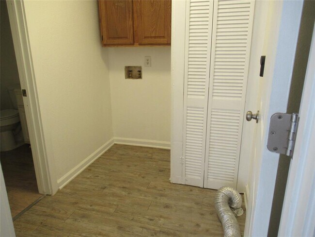 Building Photo - 10620 Deer Canyon Rd