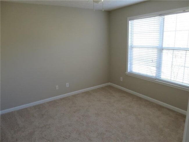 Building Photo - 10055 Lauren Hall Ct