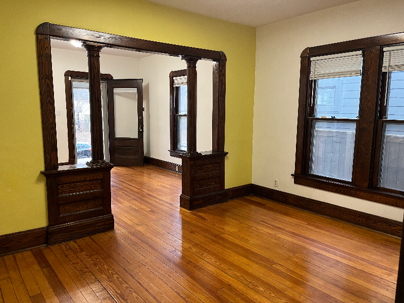 Building Photo - 2310 E 12th St