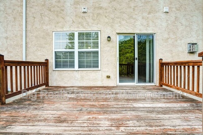 Building Photo - 3928 Palmer Ct