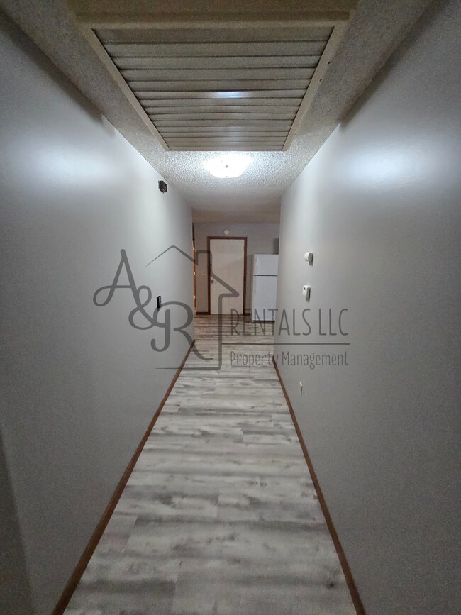 Building Photo - 215 W Forest St