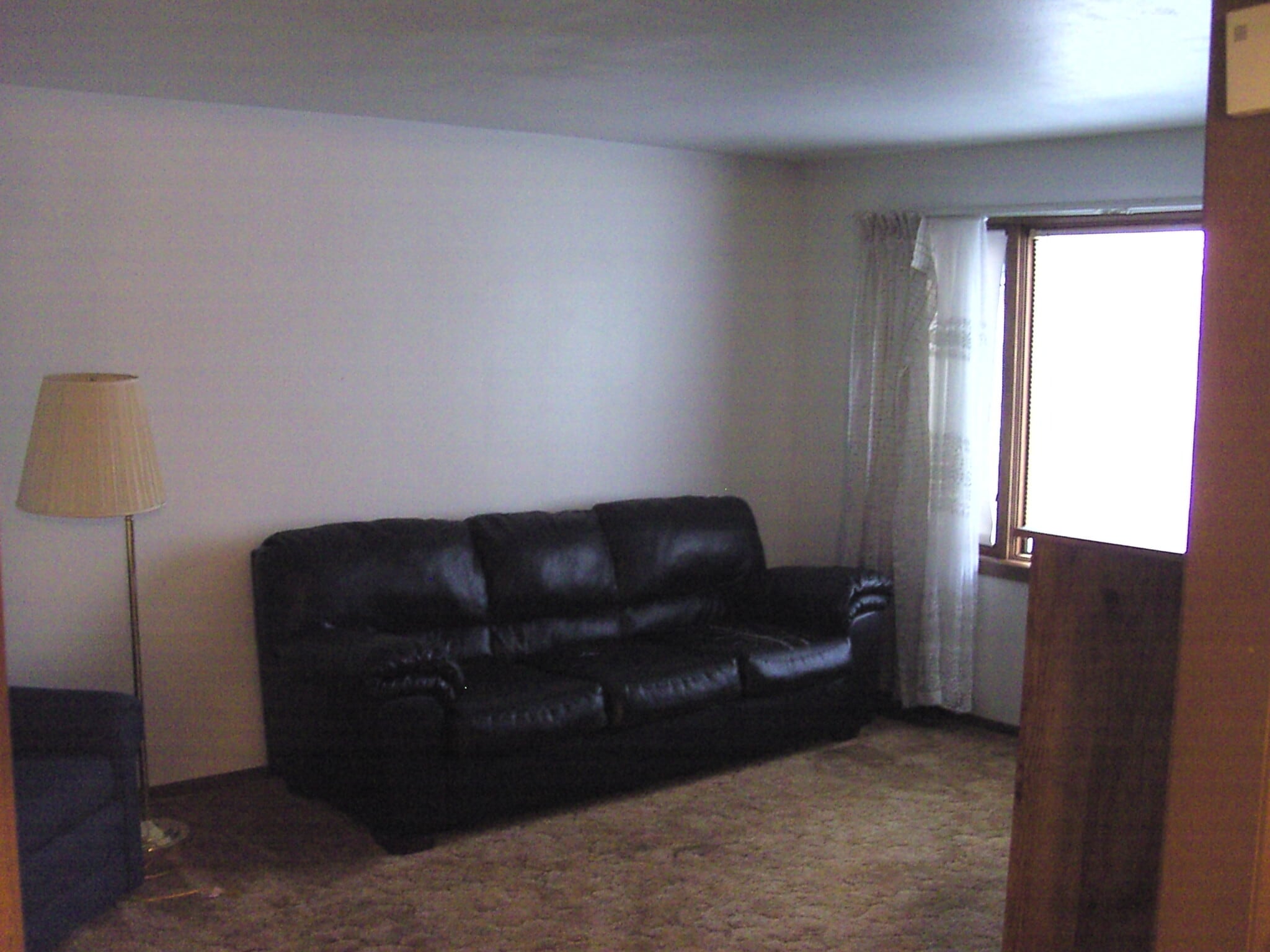 Building Photo - 513 Hollister Ave