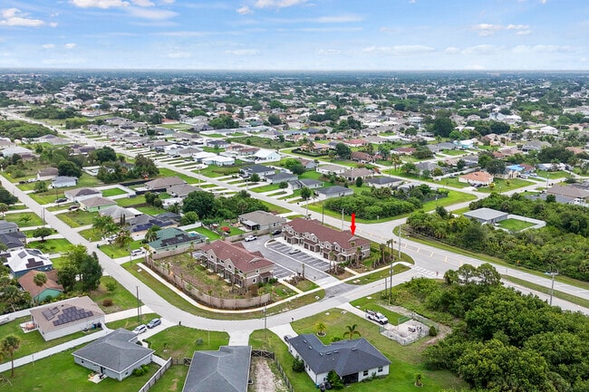 Building Photo - 4498 SW Port St Lucie Blvd