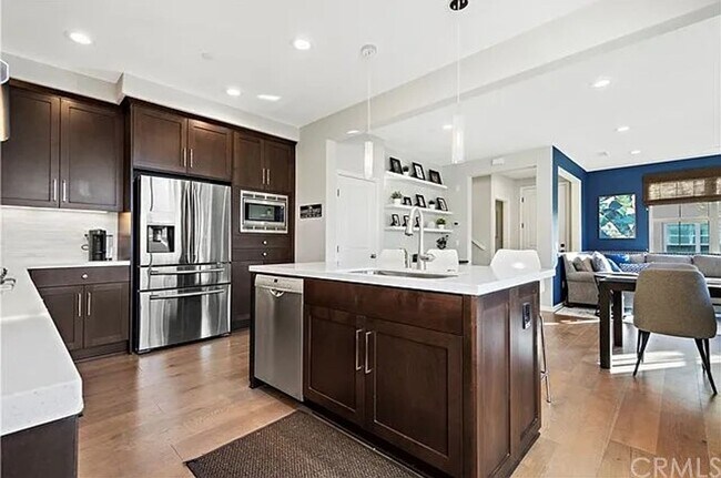 Building Photo - Beautiful 3 Bedroom, 3 Bathroom Home in Portola Springs