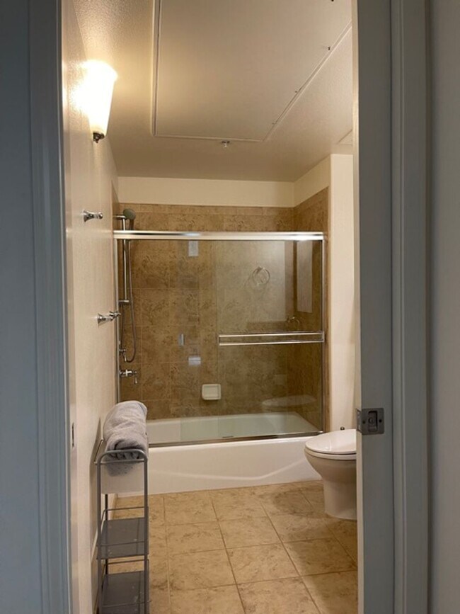 Building Photo - Gorgeous like new Premier condo in S. Kihei