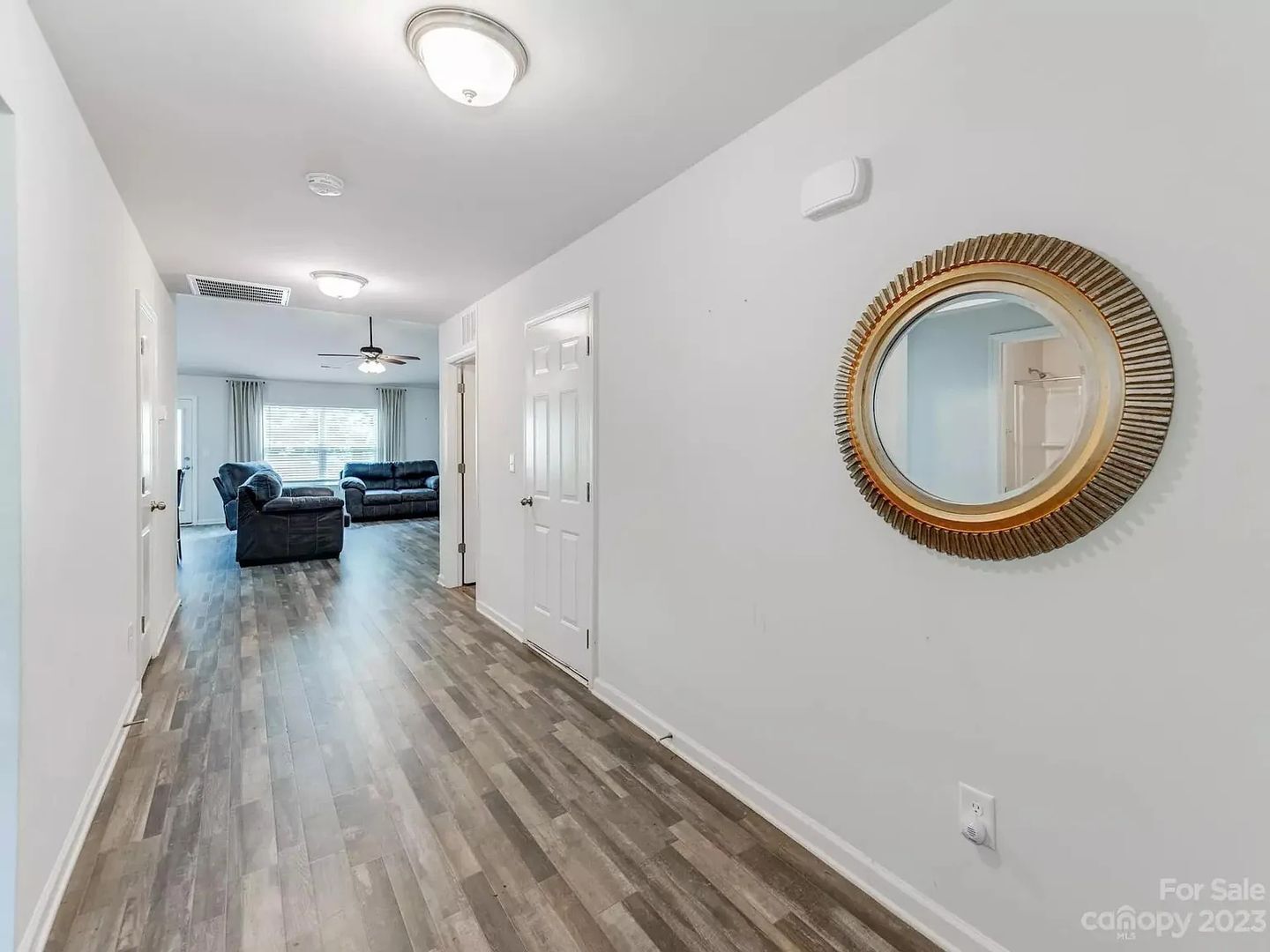 Building Photo - 1016 Amberlight Circle