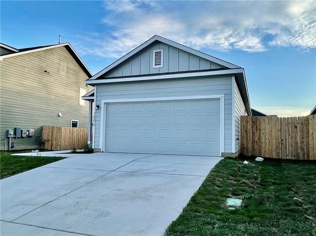 Building Photo - 14217 Lyndora Ln