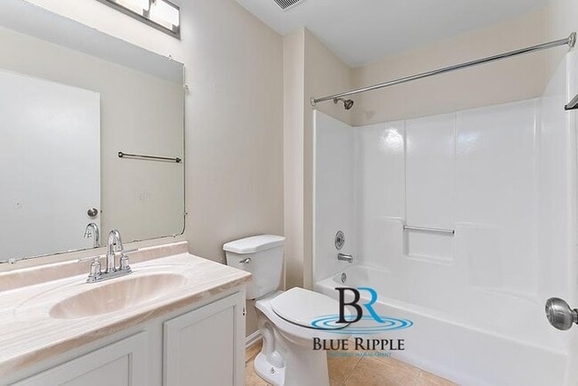 Building Photo - Spacious 3BR/2Bth Prime Smyrna Location on Dead End Street! Move in Special