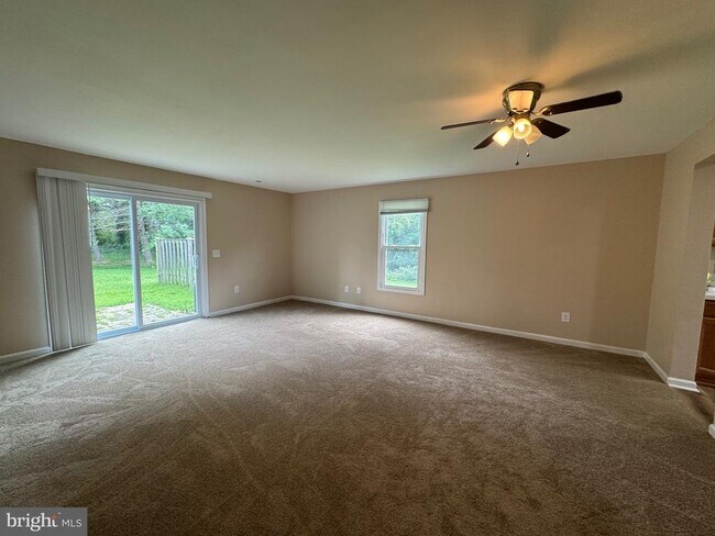 Building Photo - 10601 Greta Lynn Ct