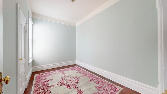 Building Photo - 1568 Fulton St