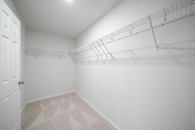 Building Photo - 13721 Crossbow Rdg