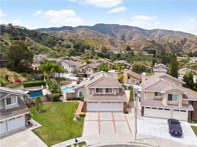 Building Photo - 1260 Highcliff Cir