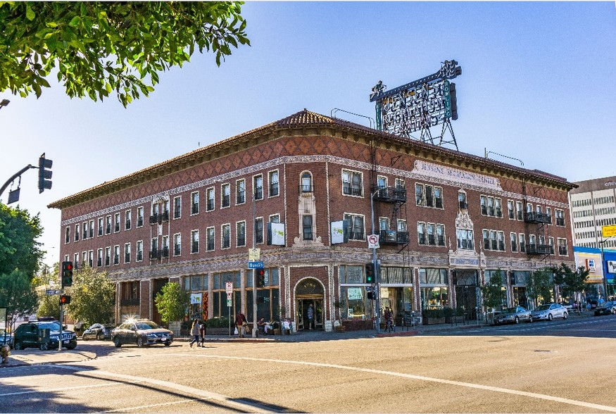 Primary Photo - Jensen's Recreation Center Apts...Gorgeous...