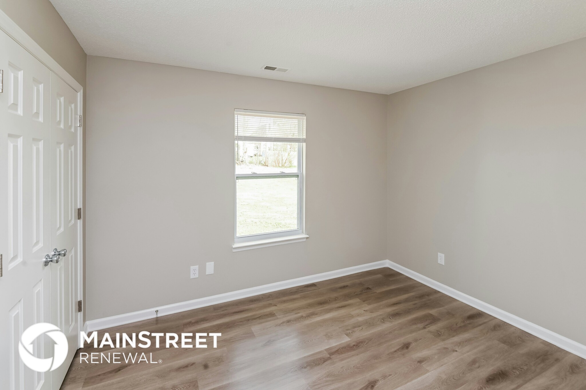 Building Photo - 14930 Rothwell Dr