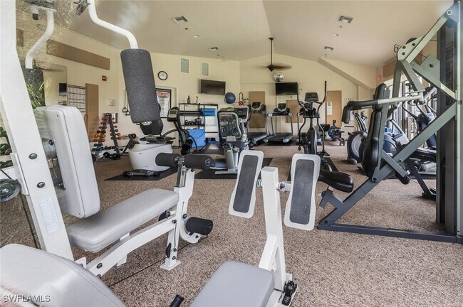 Building Photo - 15260 Cedarwood Ln