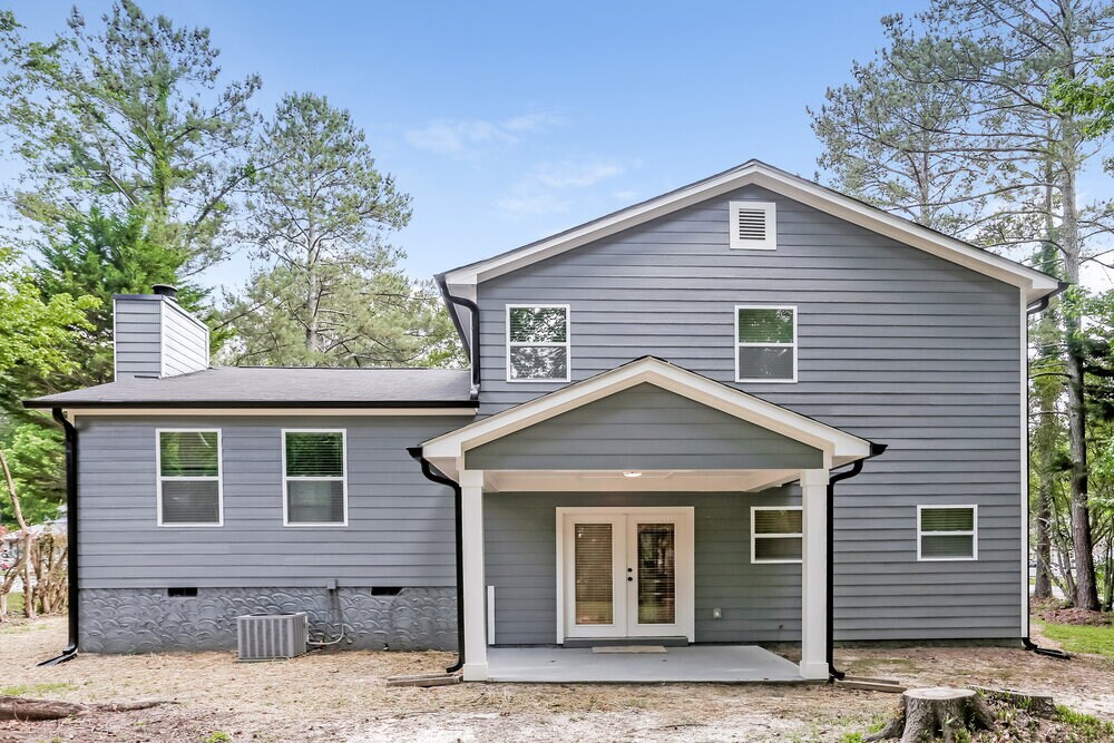 Building Photo - 2661 Deerfield Cir