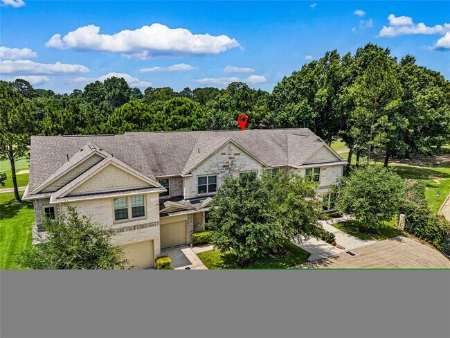 Building Photo - 16020 Fountainview Dr