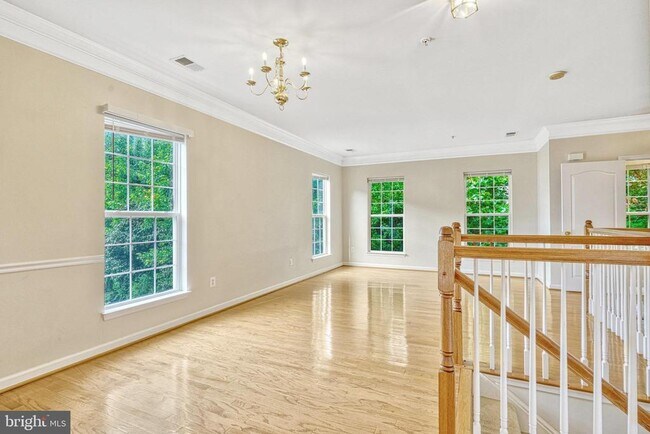 Building Photo - 4174 Lochleven Tr