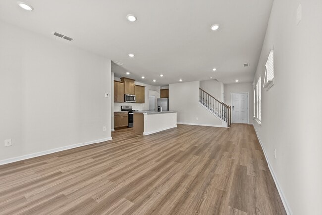 Building Photo - 2327 Whitworth St