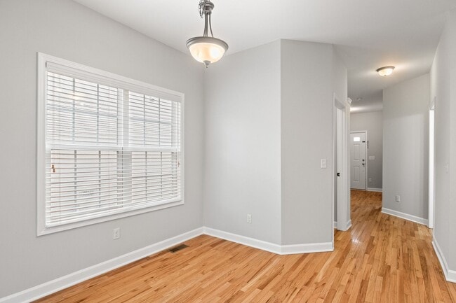 Building Photo - Spacious Home near Downtown Apex!
