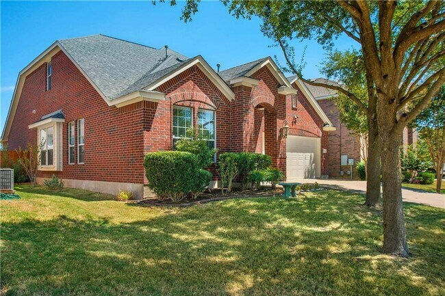 Building Photo - 2824 Mission Tejas Dr