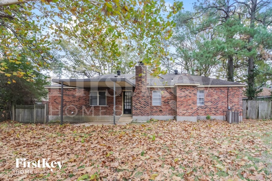 Building Photo - 6128 Lacewood Cove