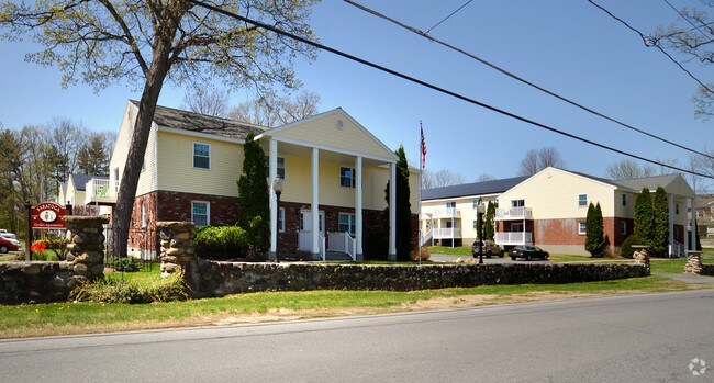 Primary Photo - Saratoga Garden Apartments